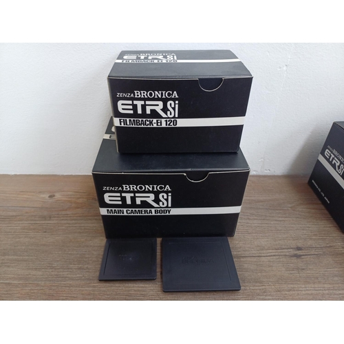 108 - A Zenza Bronica ETRSi 4.5x6 medium format SLR camera fitted with Zenzanon EII 1:2.8 75mm lens, waist... 