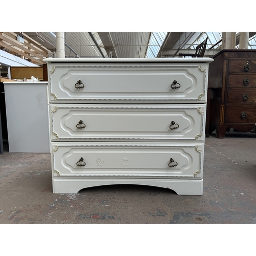 Lot 33        