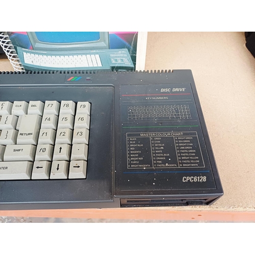Amstrad 128K Colour Personal Computer Avec Moniteur CTM 644 - Vintage, Pour Collection