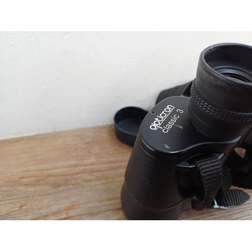 100 - A pair of Opticron Classic 3 Air-Achromat multi-coated  8x42 binoculars