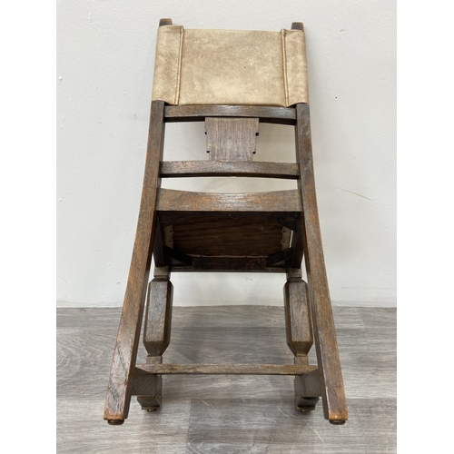 An Art Deco style oak and vinyl salesman’s miniature/apprentice dining ...