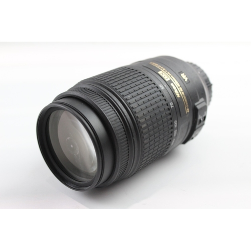 73 - A Nikon Nikkor DX AF-S 1:4.5-5.6 G ED 55-300mm autofocus camera lens for Nikon