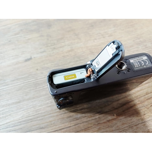 183 - A Canon PowerShot SX620 HS 20.2mp BSI-CMOS sensor compact digital camera with battery