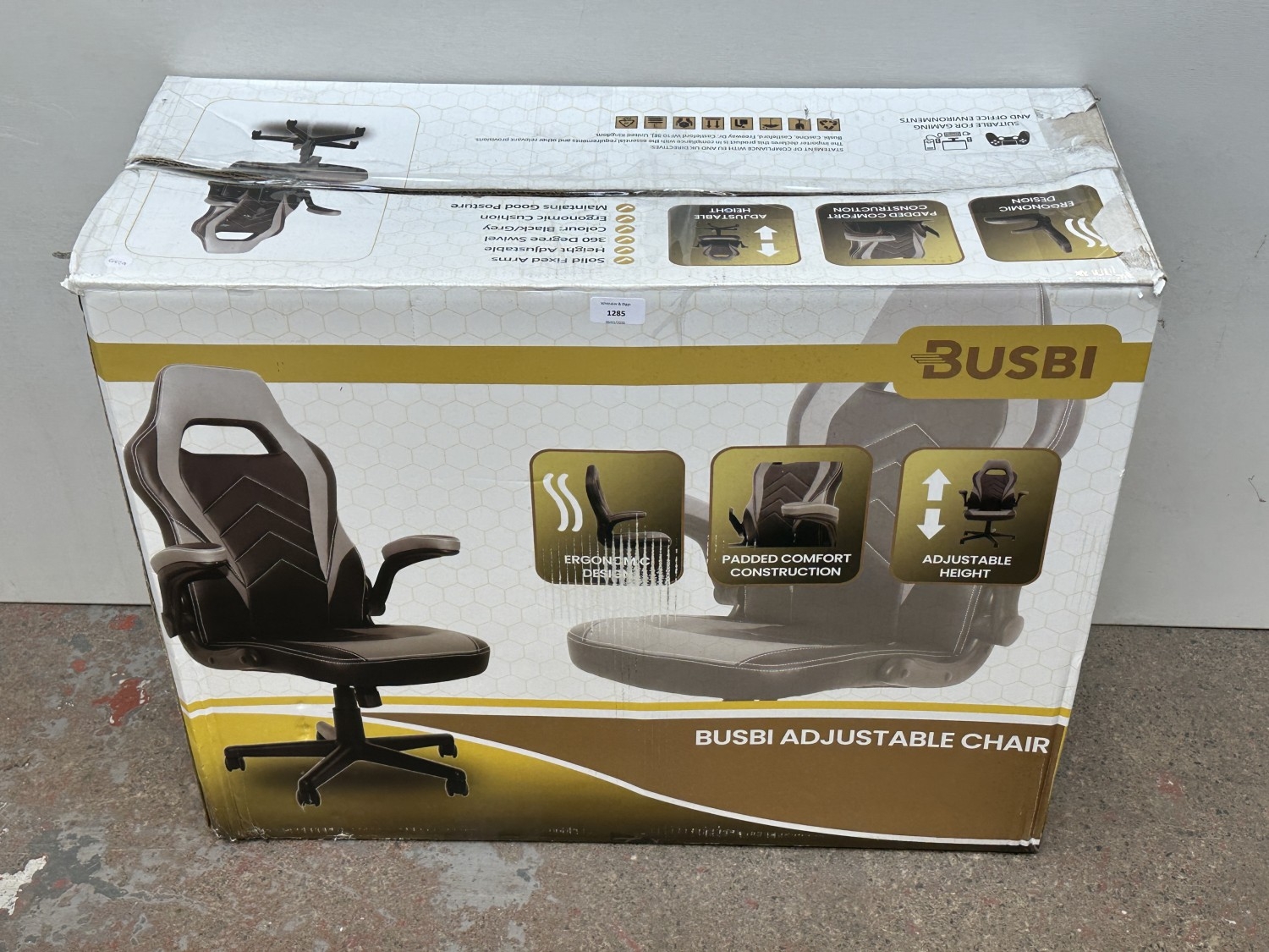 A boxed Busbi adjustable gaming/office chair