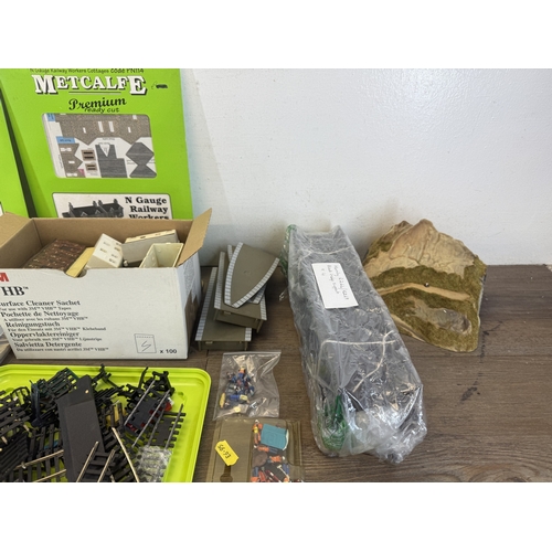 62 - A collection of model railway accessories to include Inter-City 125 N gauge engine and coach, Flying... 