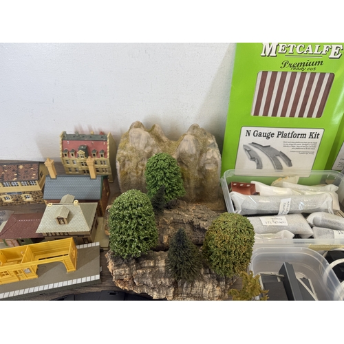 62 - A collection of model railway accessories to include Inter-City 125 N gauge engine and coach, Flying... 