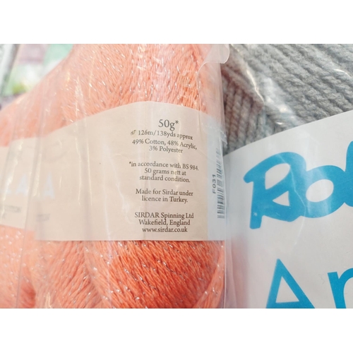 349 - A large quantity of knitting yarn to include Robin Aran 100% acrylic, Sirdar 49% cotton, Sirdar Pano... 
