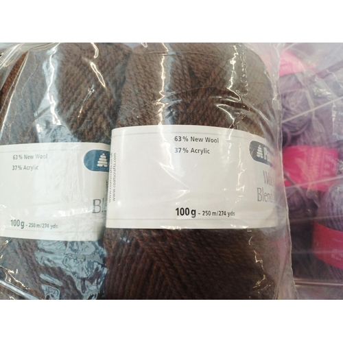 352 - A large quantity of knitting yarn to include So Crafty 100% acrylic, Patons wool blend DK 63% new wo... 
