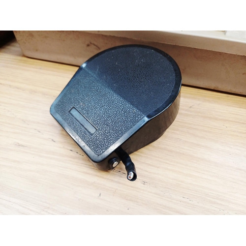 365 - A cased Seamstress 8070 electric sewing machine for spares or repair