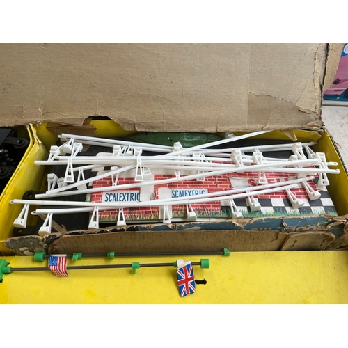 340 - A boxed mid 20th century Scalextric Model Motor Racing slot car set