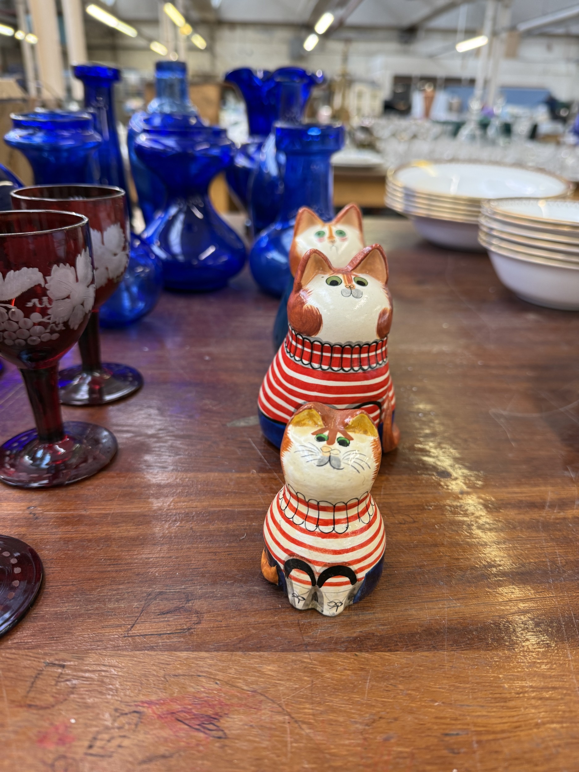 A collection of mid to late 20th-century Rye Pottery [David Sharp (1932 ...