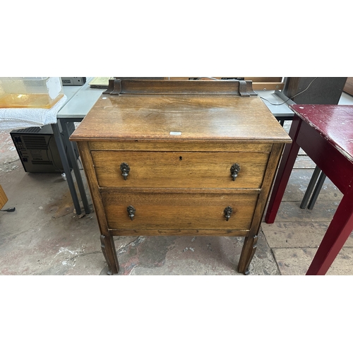 13F - An early 20th century oak chest of drawers - approx. 88cm high x 75cm wide x 45.5cm deep