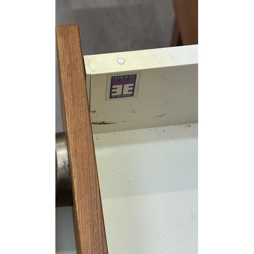 15A - A mid 20th century Elliotts of Newbury teak sideboard - approx. 73cm high x 172cm wide x 44cm deep