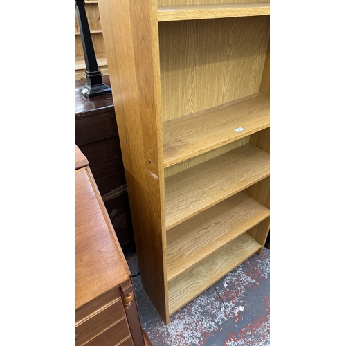 30 - A modern oak effect six tier bookcase - approx. 203cm high x 80cm wide x 28cm deep