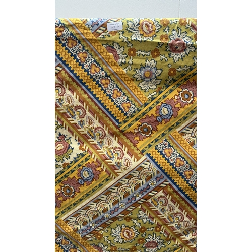 37D - A mid/late 20th century floral patterned tasselled tablecloth/throw - approx. 300cm x 210cm