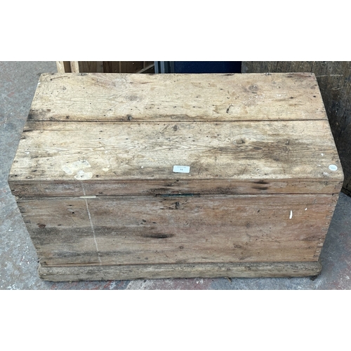 51 - A late 19th/early 20th century pine tool chest/blanket box - approx. 42cm high x 80cm wide x 44cm de... 