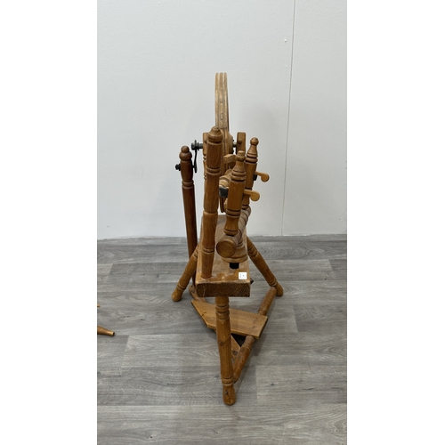 8 - A 19th century style pine spinning wheel, possibly Ashford - approx. 90cm high x 46cm wide x 70cm de... 