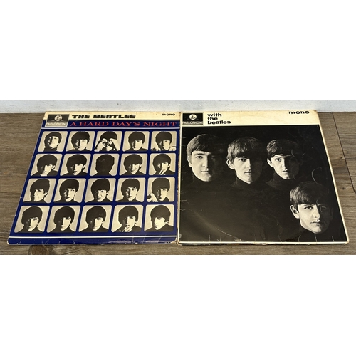 378 - A box containing 7