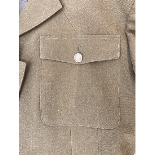 342 - A mid/late 20th century British Army No.2 Scots Guards dress uniform comprising jacket and trousers ... 