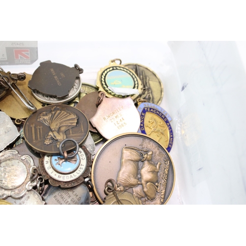 2249 - Mixed Sporting Medals &  Medallions Inc 1966 World Cup, WW2 Era, 1943 Dated Etc