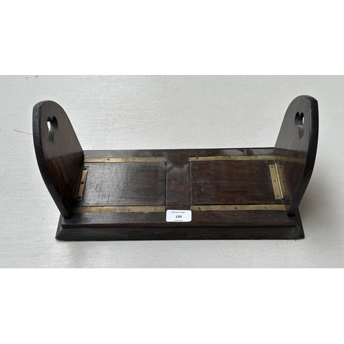 130 - A Victorian oak and brass extending book slide - approx. 18cm high x 58cm wide when extended x 19cm ... 