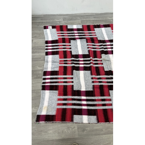 135 - A mid/late 20th century Dutch Wind Mill geometric pattern blanket - approx. 200cm x 160cm