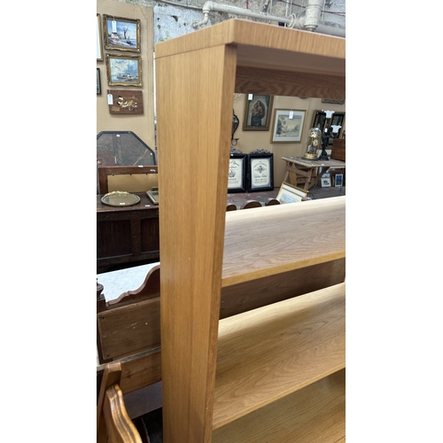 186 - A modern oak effect three tier open bookcase - approx. 160cm high x 80cm wide x 32cm deep