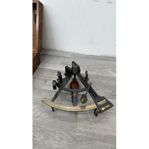 215 - An early 20th century mahogany cased maritime sextant signed W.T Parrott St. Andrew Dock Hull - case... 