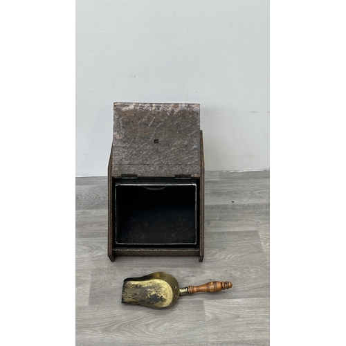 249 - A late 19th/early 20th century oak and walnut coal scuttle with brass handle and shovel - approx. 36... 