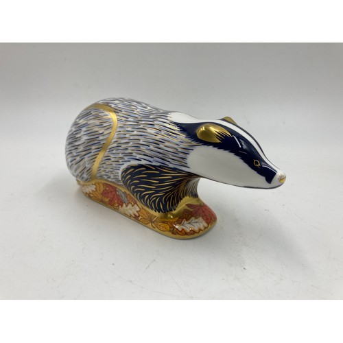 304 - A Royal Crown Derby 'Woodland Badger' paperweight with gold stopper - approx. 7cm high x 15.5cm long
