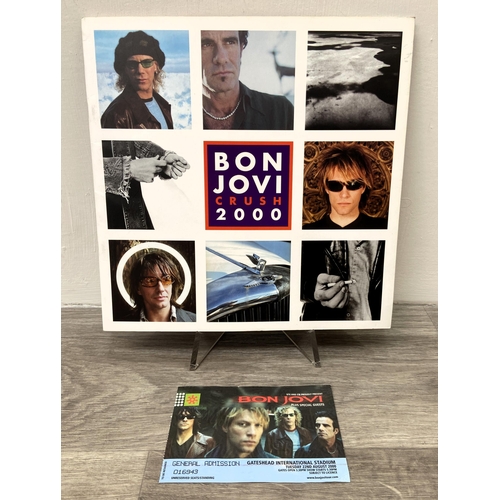 101 - An official Bon Jovi 'Crush Tour' 2000 UK tour programme together with a ticket for Gateshead Intern... 