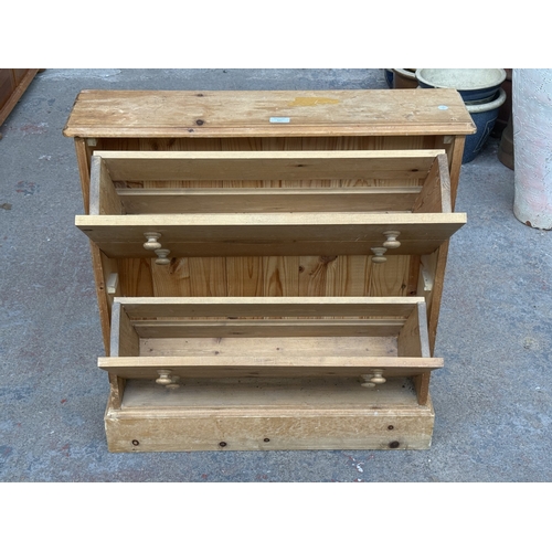 121 - A pine two section shoe store - approx. 88cm high x 80cm wide x 19cm deep