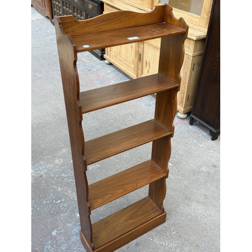 183 - A Victorian style walnut five-tier open bookcase - approx. 122cm high x 50cm wide x 116cm deep