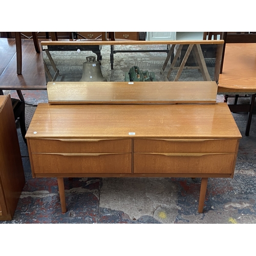 Lot 213       