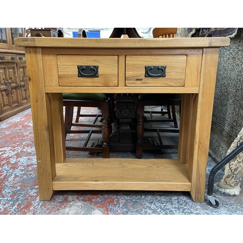 Lot 220       