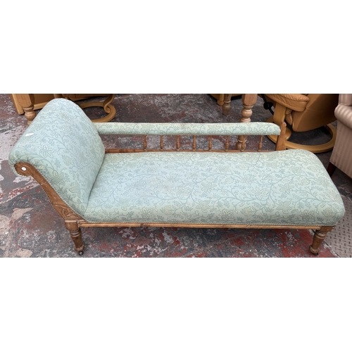 Lot 25        