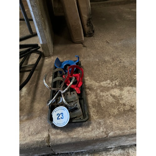 Lot 23        