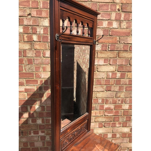 114 - An Edwardian mirror hallstand