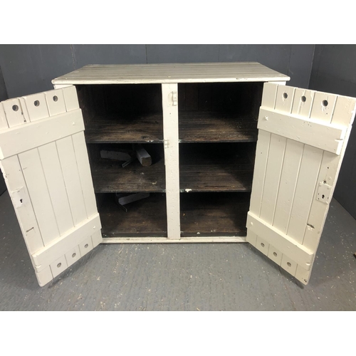 192 - A white painted pine country house larder cupbaord 110x64x98