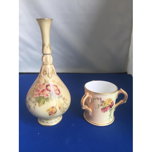 306 - Worcester blush ivory vase 16 cms tall and tyg