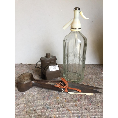 451 - Wartime cycle lamp, sheep shears and Schweppes syphon