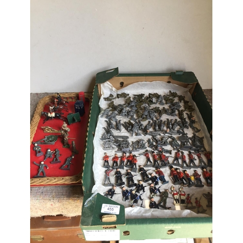 455 - Two trays of lead soldiers and figures