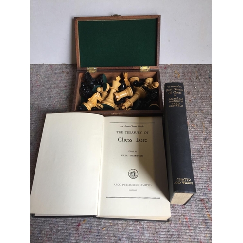 471 - Chess set and two books on chess