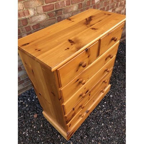 91 - A solid pine chest of six drawers 94x42x110