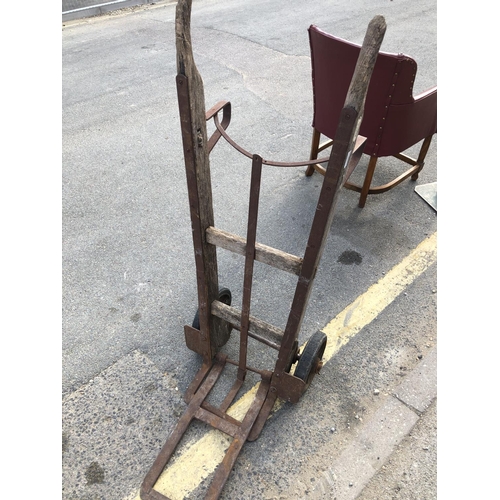 313 - A vintage slingsby sack barrow