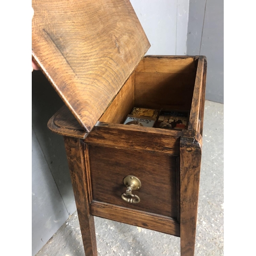 4 - An oak workbox with lift up lid 55x35x75