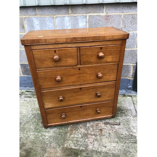 33 - A Victorian mahogany chest of five drawers 94 x 43 x 105cm