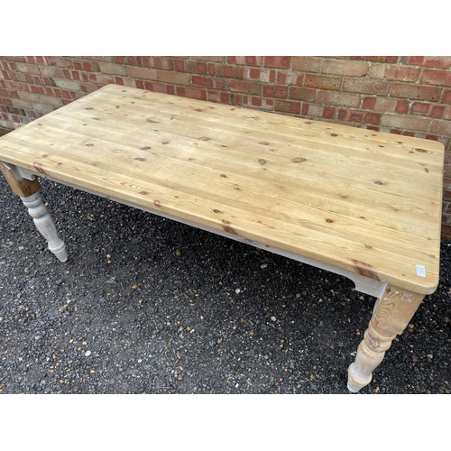 214 - A solid pine farmhouse dining table 183x86