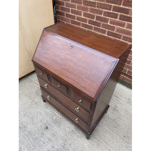 268 - A stag minstrel bureau