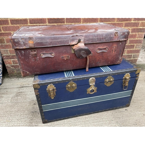 289 - Two large vintage traveling trunks